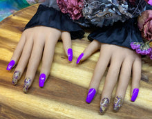 Load image into Gallery viewer, Jacaranda Press On Nails - Custom Order
